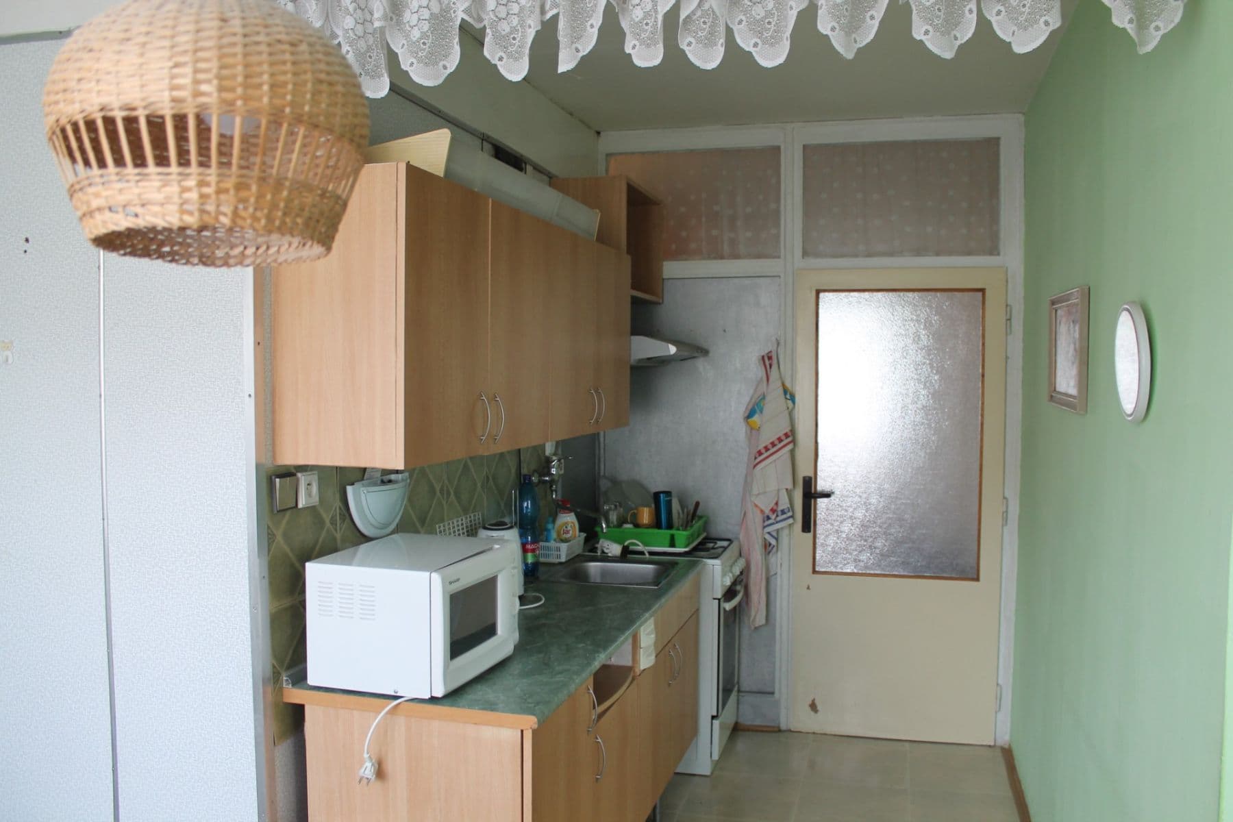 Pronájem bytu 4+1 84 m², Školní, Karlovy Vary, Karlovarský kraj Pronájem bytu 4+1 84 m², Školní, Karlovy Vary, Karlovarský kraj