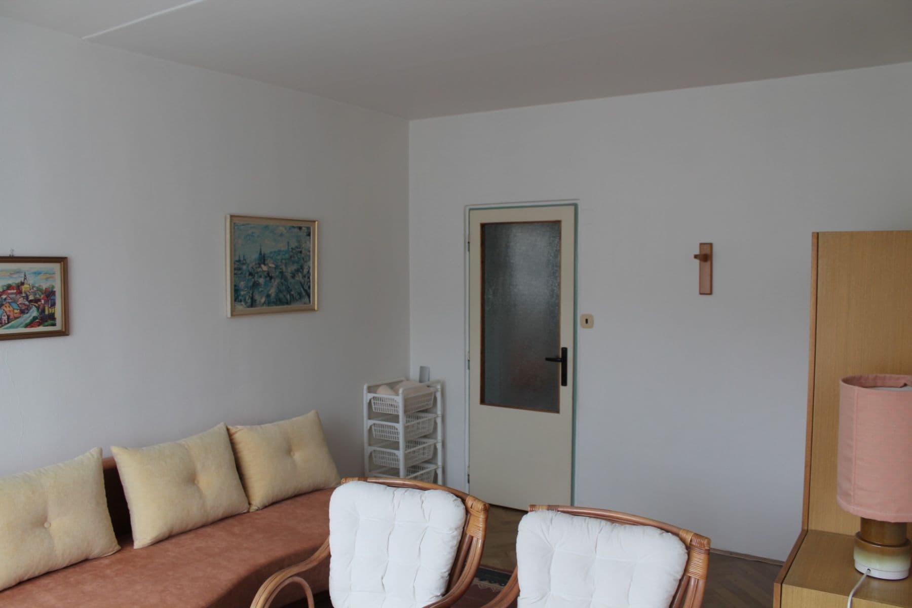 Pronájem bytu 4+1 84 m², Školní, Karlovy Vary, Karlovarský kraj Pronájem bytu 4+1 84 m², Školní, Karlovy Vary, Karlovarský kraj