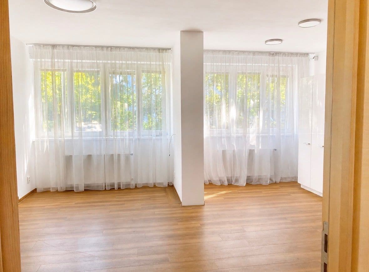Pronájem bytu 2+kk 47 m², U Nových domů Ⅰ, Praha, Praha Pronájem bytu 2+kk 47 m², U Nových domů Ⅰ, Praha, Praha