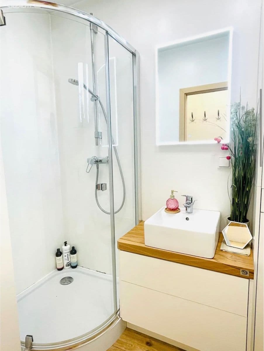Pronájem bytu 2+kk 47 m², U Nových domů Ⅰ, Praha, Praha Pronájem bytu 2+kk 47 m², U Nových domů Ⅰ, Praha, Praha