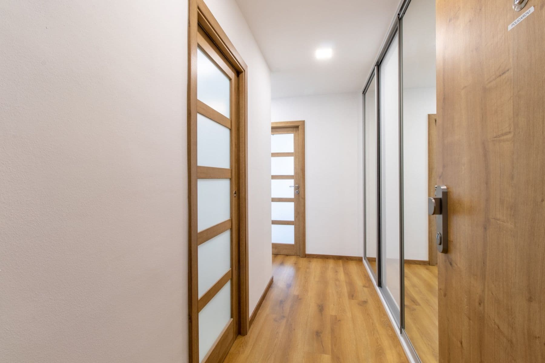 Pronájem bytu 2+kk 50 m², Kurčatovova, Praha, Praha Pronájem bytu 2+kk 50 m², Kurčatovova, Praha, Praha