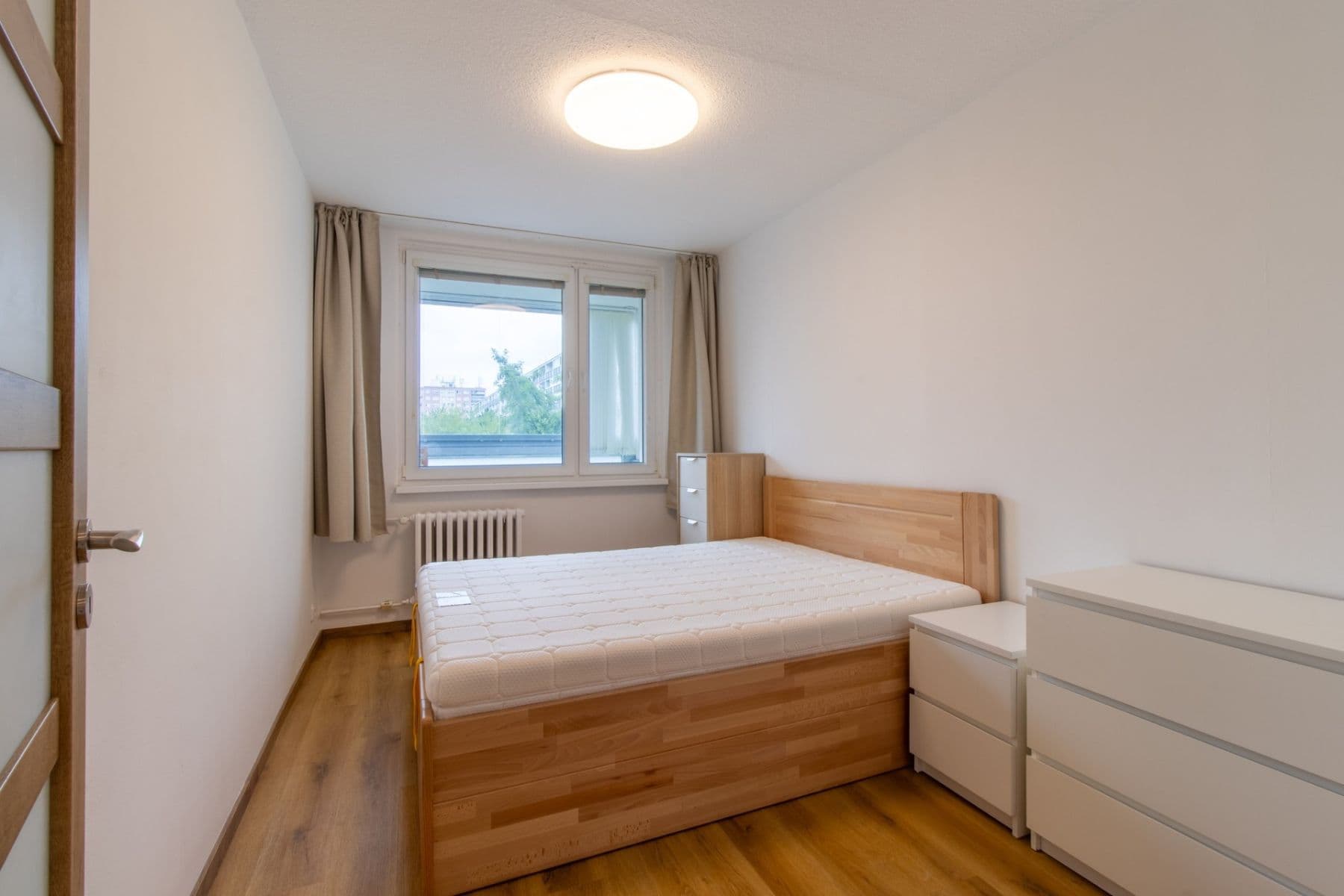 Pronájem bytu 2+kk 50 m², Kurčatovova, Praha, Praha Pronájem bytu 2+kk 50 m², Kurčatovova, Praha, Praha