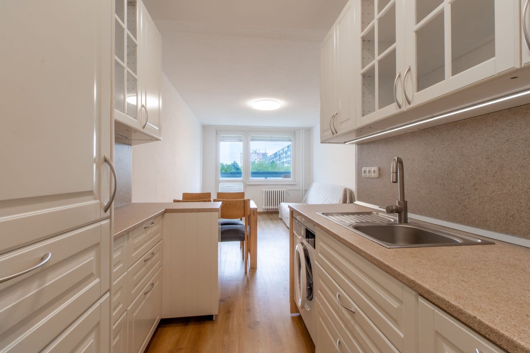Pronájem bytu 2+kk 50 m², Kurčatovova, Praha, Praha Pronájem bytu 2+kk 50 m², Kurčatovova, Praha, Praha