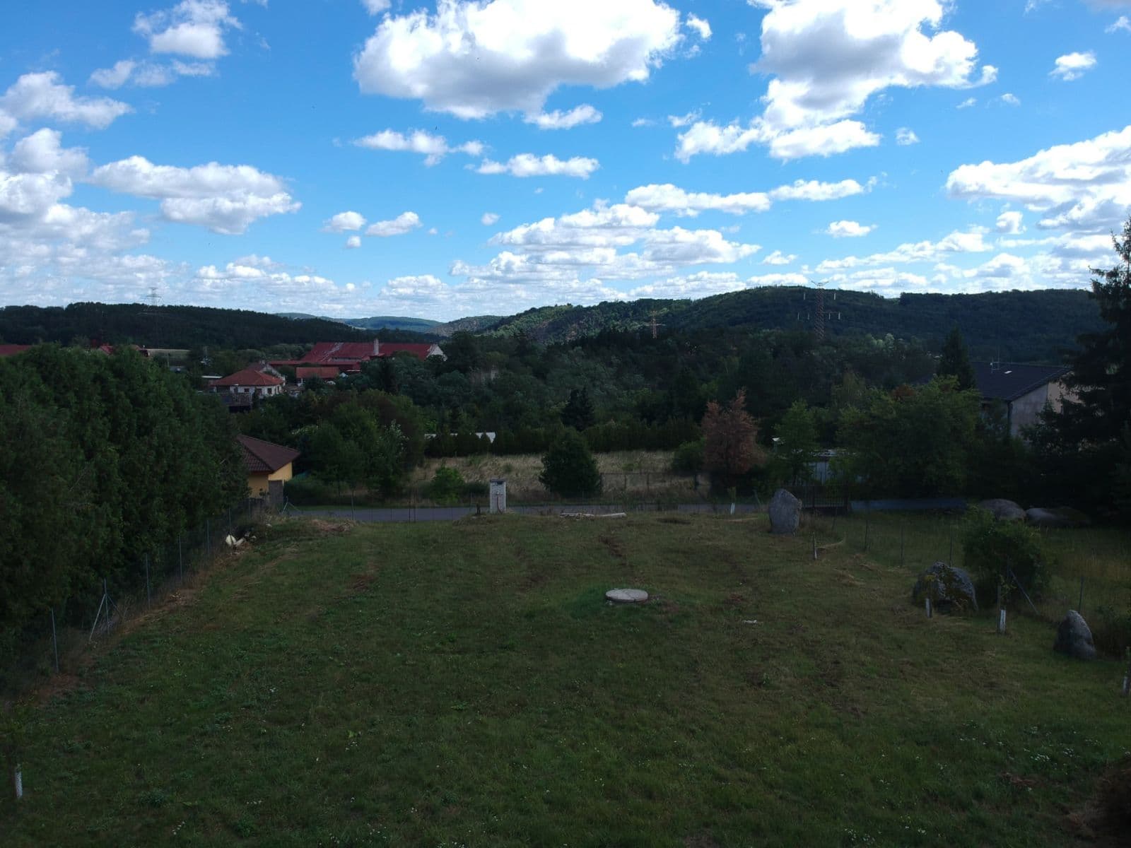 Prodej pozemku 1.110 m², Bratřínov, Středočeský kraj Prodej pozemku 1.110 m², Bratřínov, Středočeský kraj