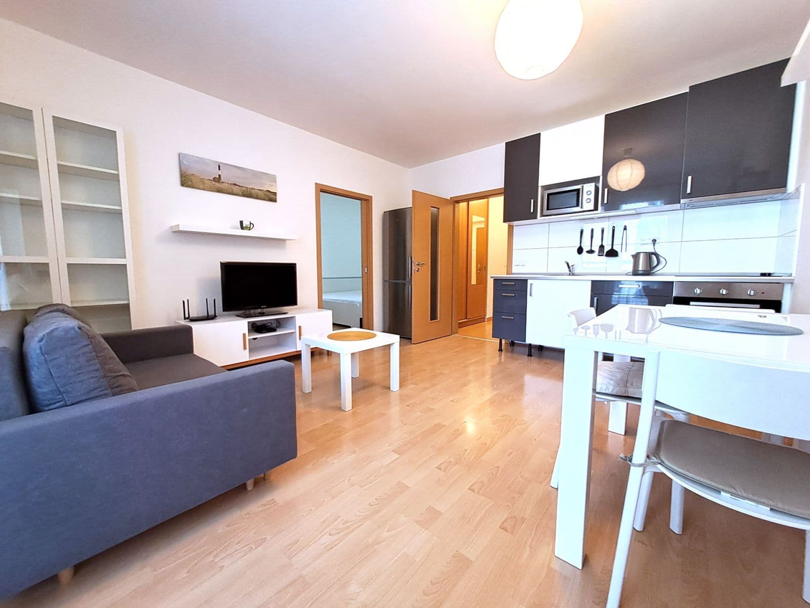 Pronájem bytu 2+kk 40 m², V Zahradách, Praha, Praha Pronájem bytu 2+kk 40 m², V Zahradách, Praha, Praha