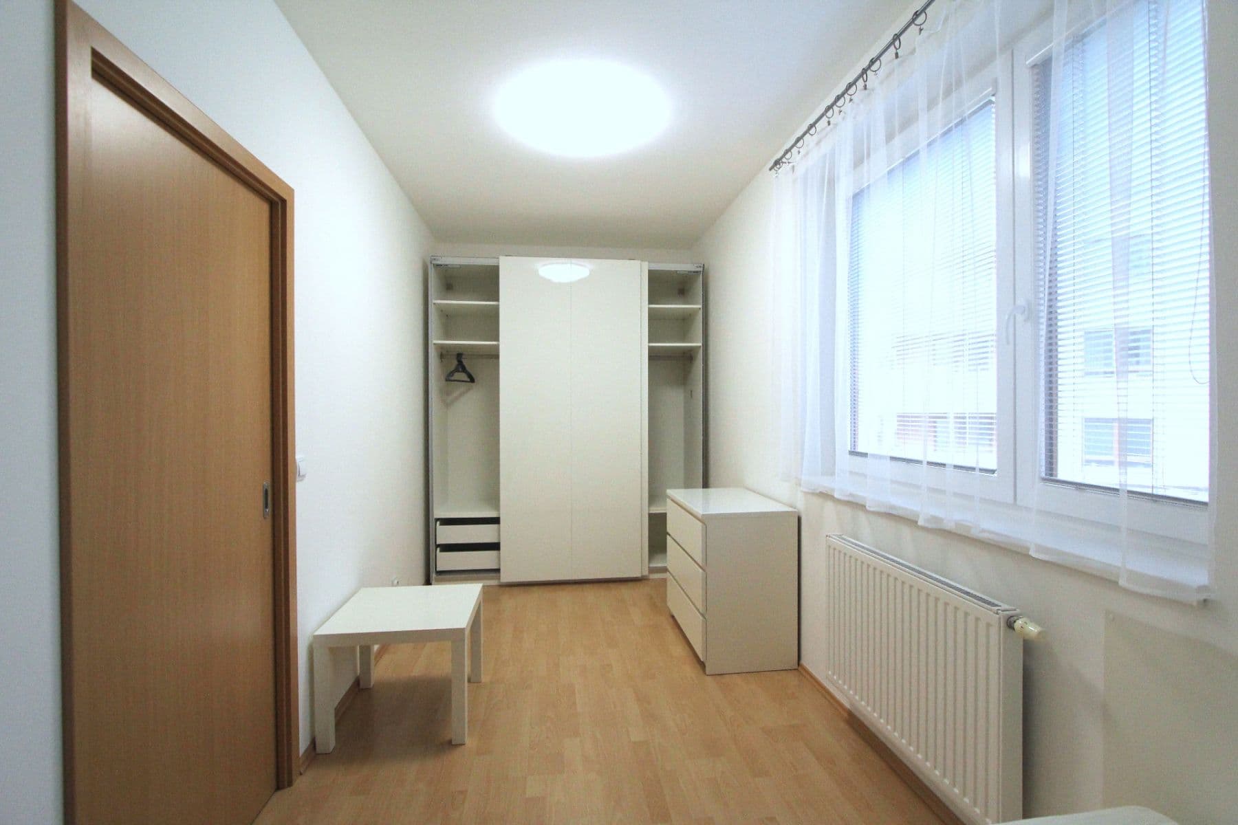 Pronájem bytu 2+kk 40 m², V Zahradách, Praha, Praha Pronájem bytu 2+kk 40 m², V Zahradách, Praha, Praha