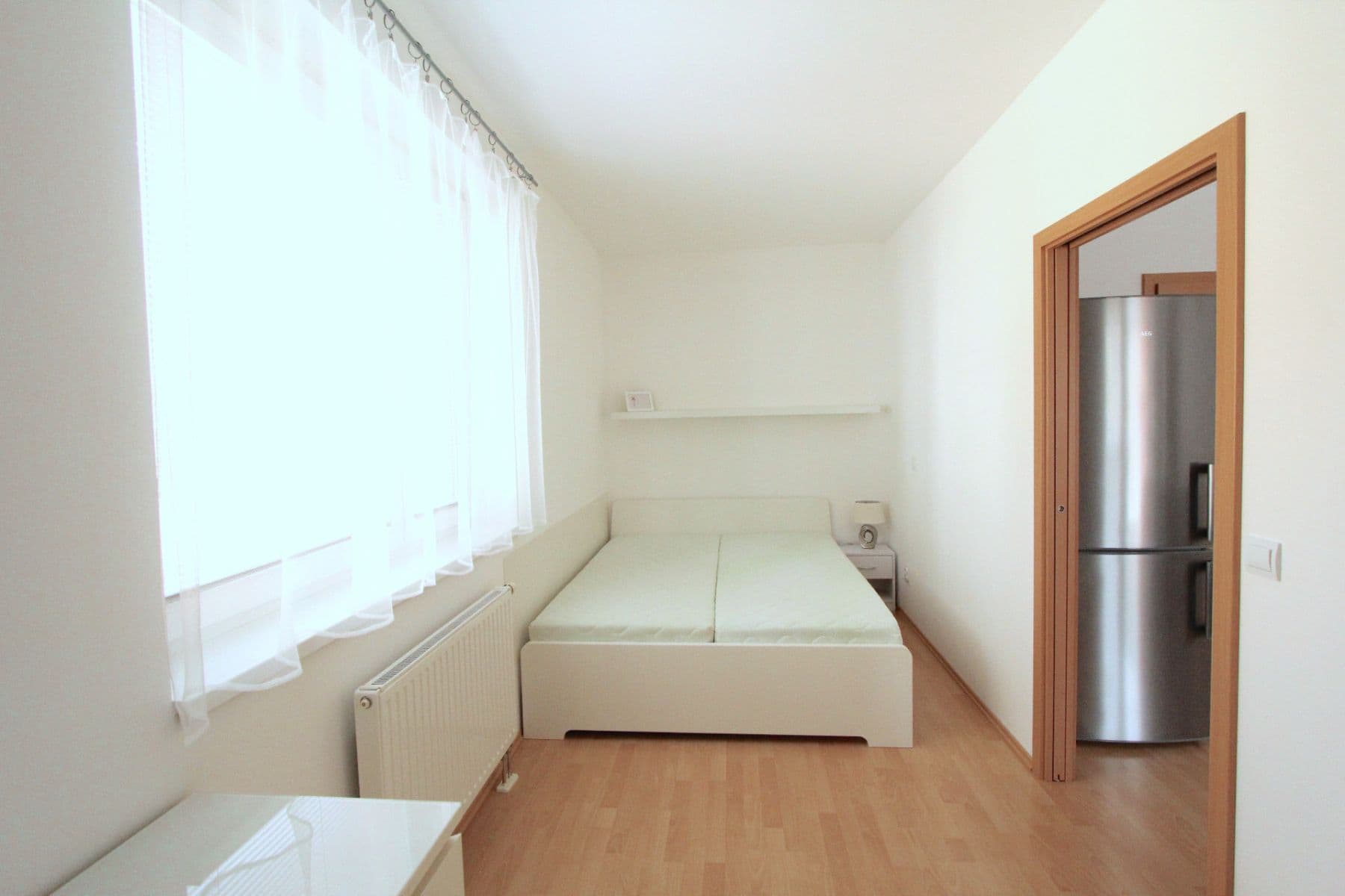 Pronájem bytu 2+kk 40 m², V Zahradách, Praha, Praha Pronájem bytu 2+kk 40 m², V Zahradách, Praha, Praha