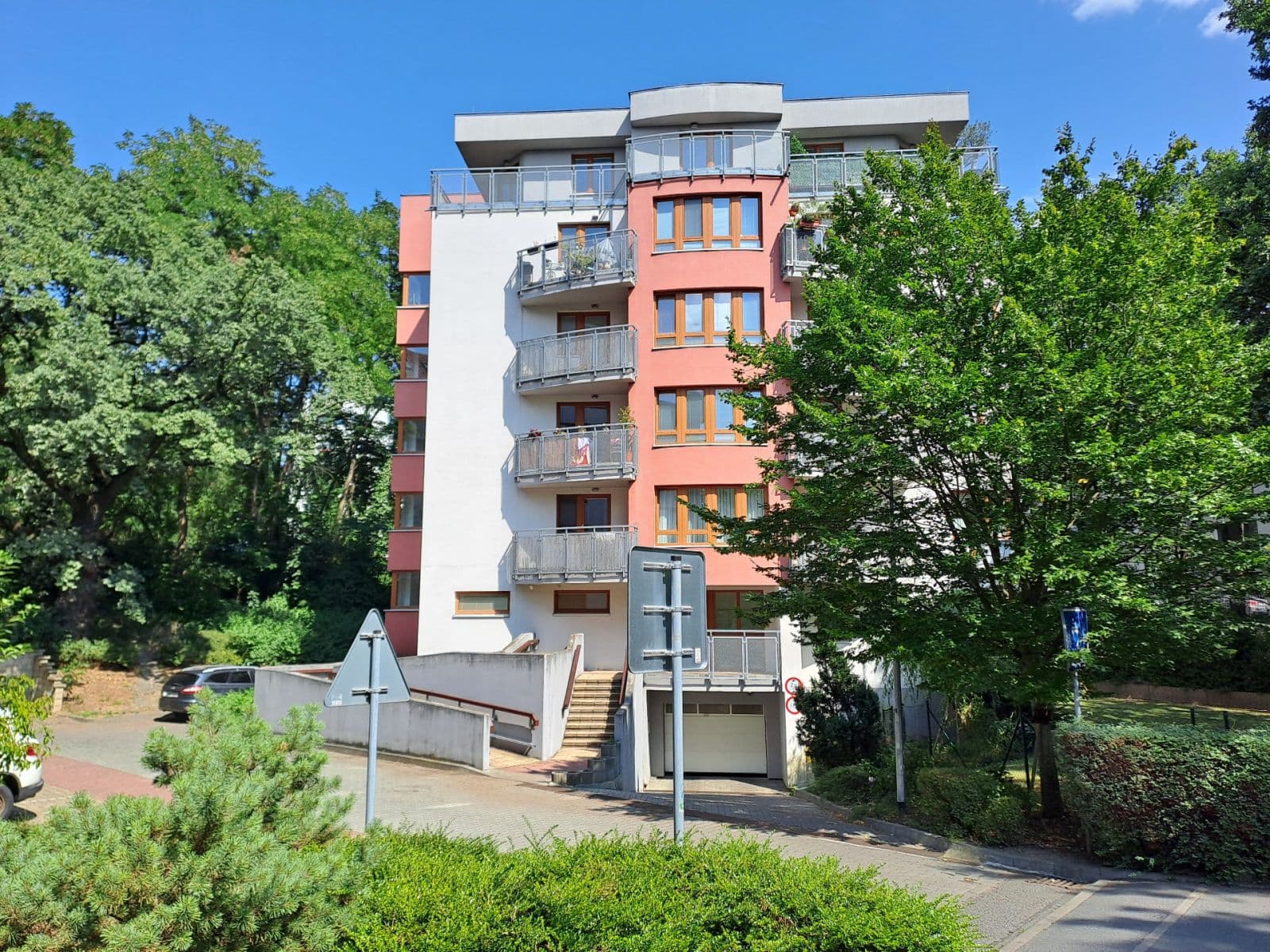 Pronájem bytu 2+kk 40 m², V Zahradách, Praha, Praha Pronájem bytu 2+kk 40 m², V Zahradách, Praha, Praha