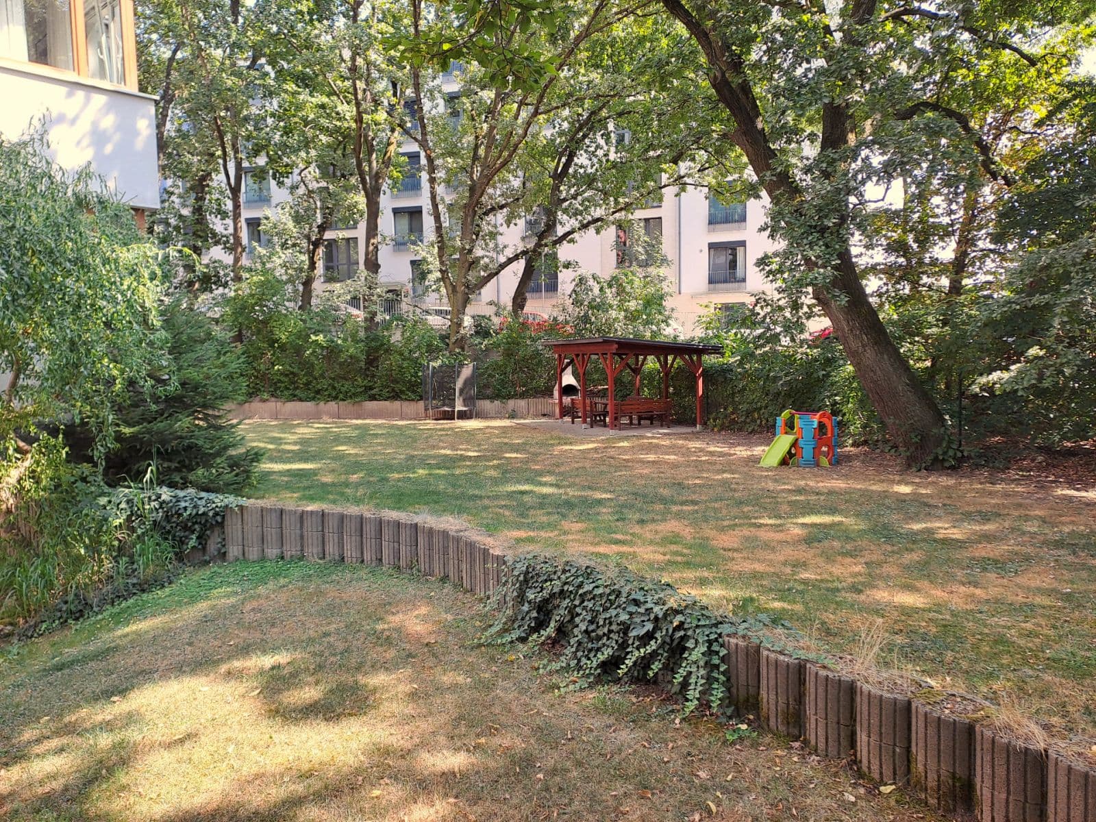 Pronájem bytu 2+kk 40 m², V Zahradách, Praha, Praha Pronájem bytu 2+kk 40 m², V Zahradách, Praha, Praha