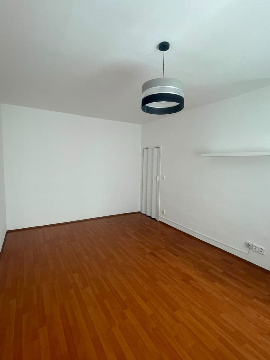 Pronájem bytu 1+kk 27 m², Dřevařská, Brno, Jihomoravský kraj Pronájem bytu 1+kk 27 m², Dřevařská, Brno, Jihomoravský kraj