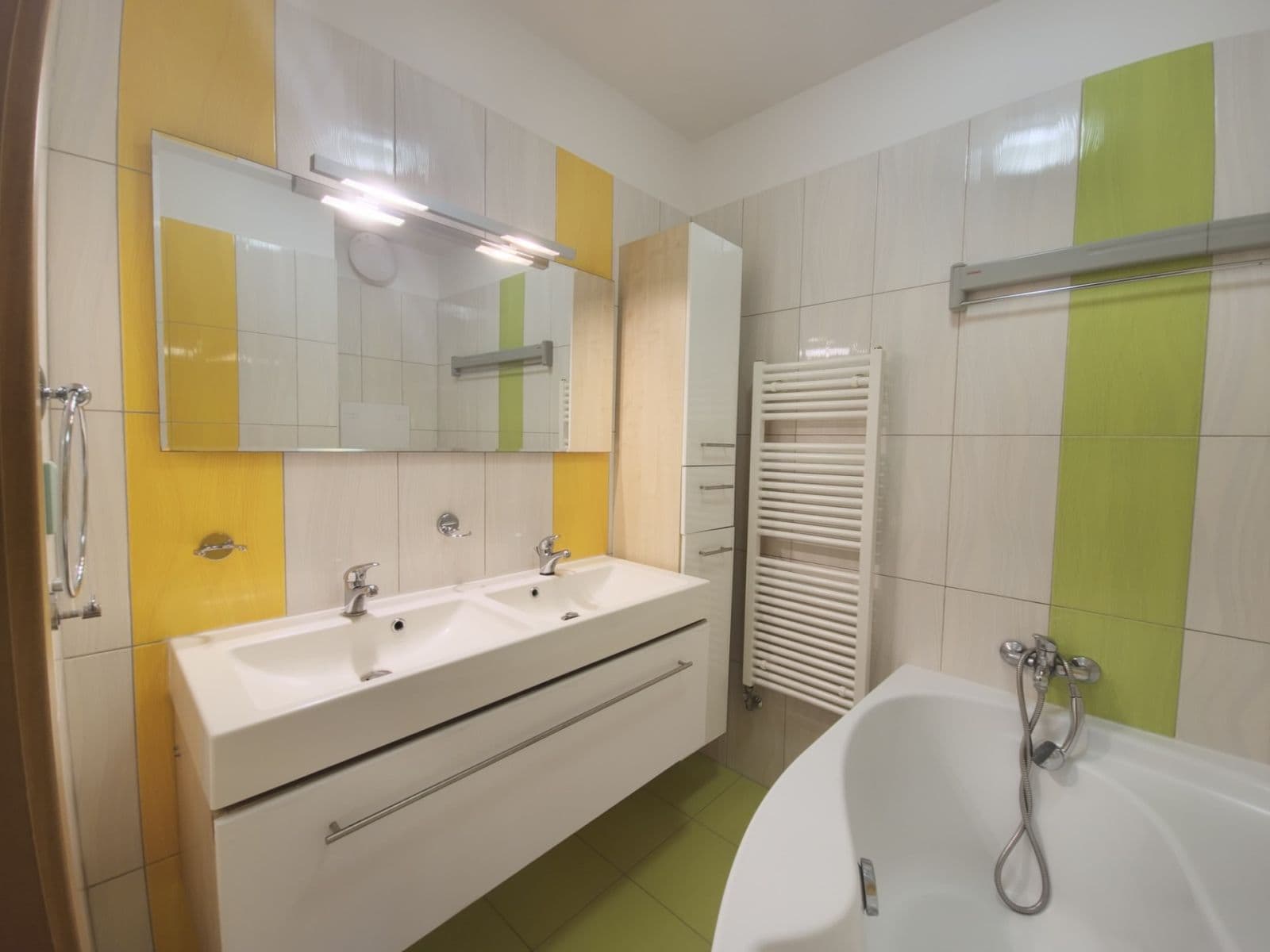 Prodej bytu 4+kk 92 m², Pod Hliništěm, Praha, Praha Prodej bytu 4+kk 92 m², Pod Hliništěm, Praha, Praha