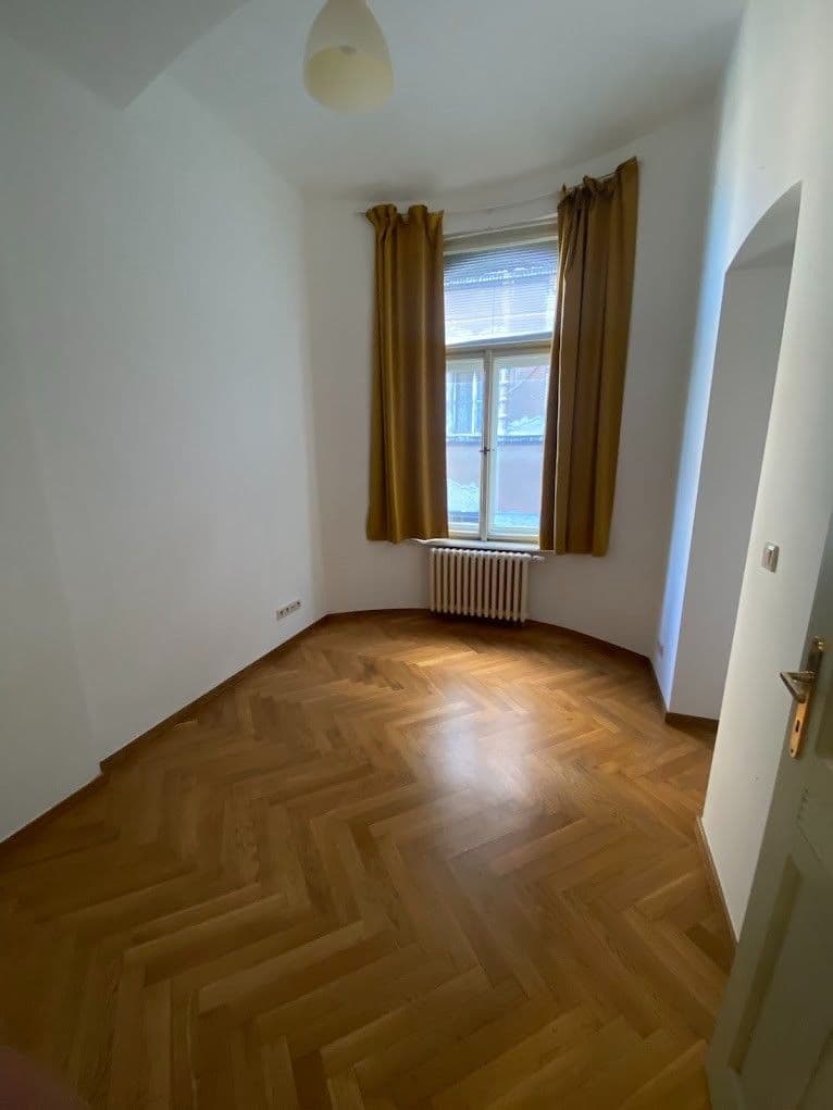 Pronájem bytu 1+1 40 m², Na Václavce, Praha, Praha Pronájem bytu 1+1 40 m², Na Václavce, Praha, Praha