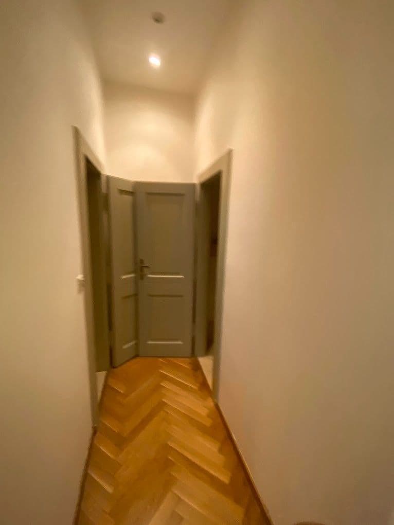 Pronájem bytu 1+1 40 m², Na Václavce, Praha, Praha Pronájem bytu 1+1 40 m², Na Václavce, Praha, Praha