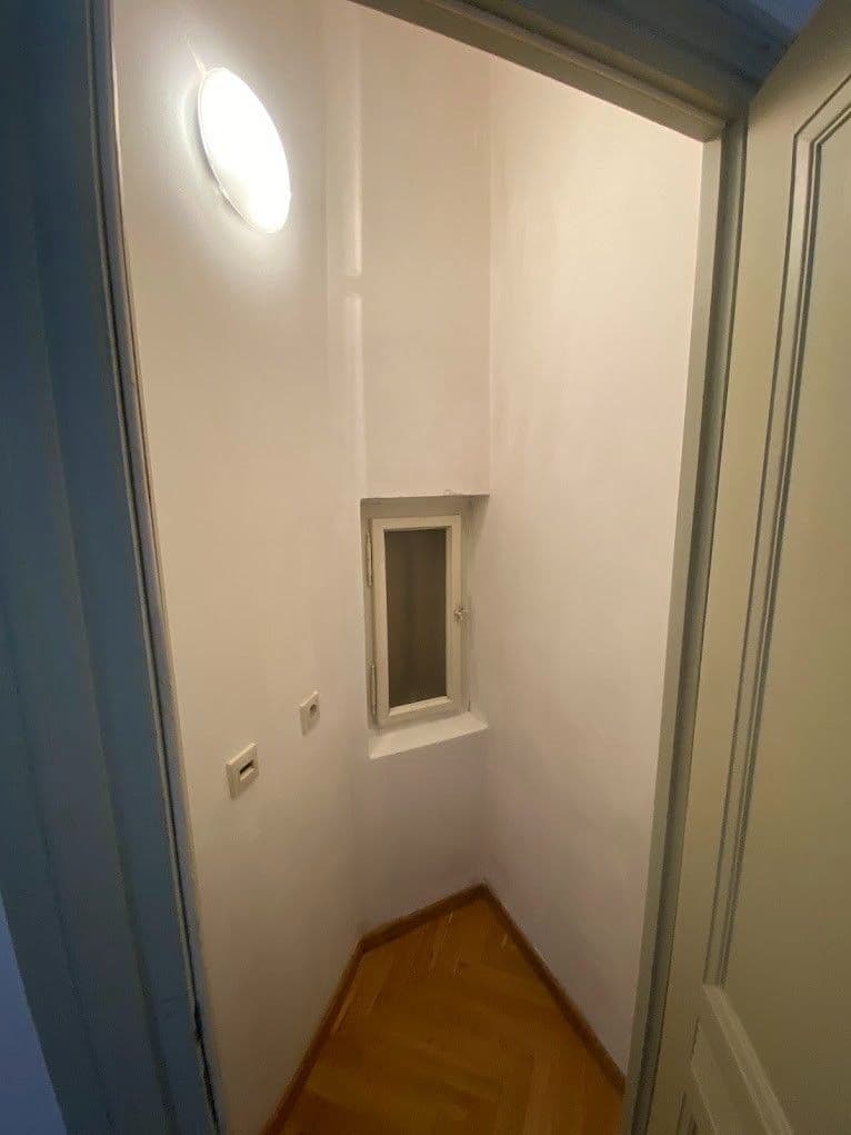 Pronájem bytu 1+1 40 m², Na Václavce, Praha, Praha Pronájem bytu 1+1 40 m², Na Václavce, Praha, Praha