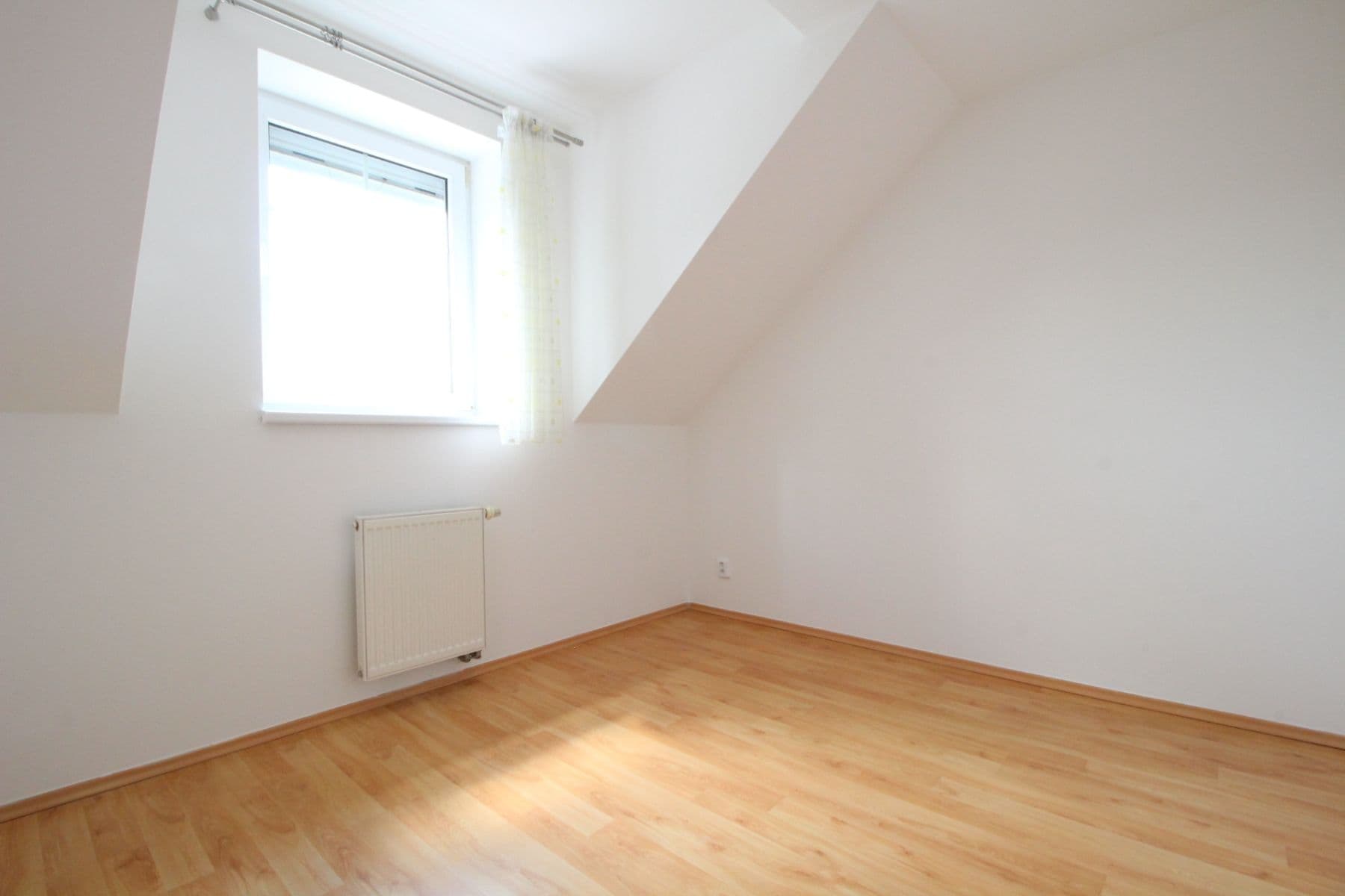 Pronájem domu 97 m², pozemek 59 m², Martinská, Kolín, Středočeský kraj Pronájem domu 97 m², pozemek 59 m², Martinská, Kolín, Středočeský kraj