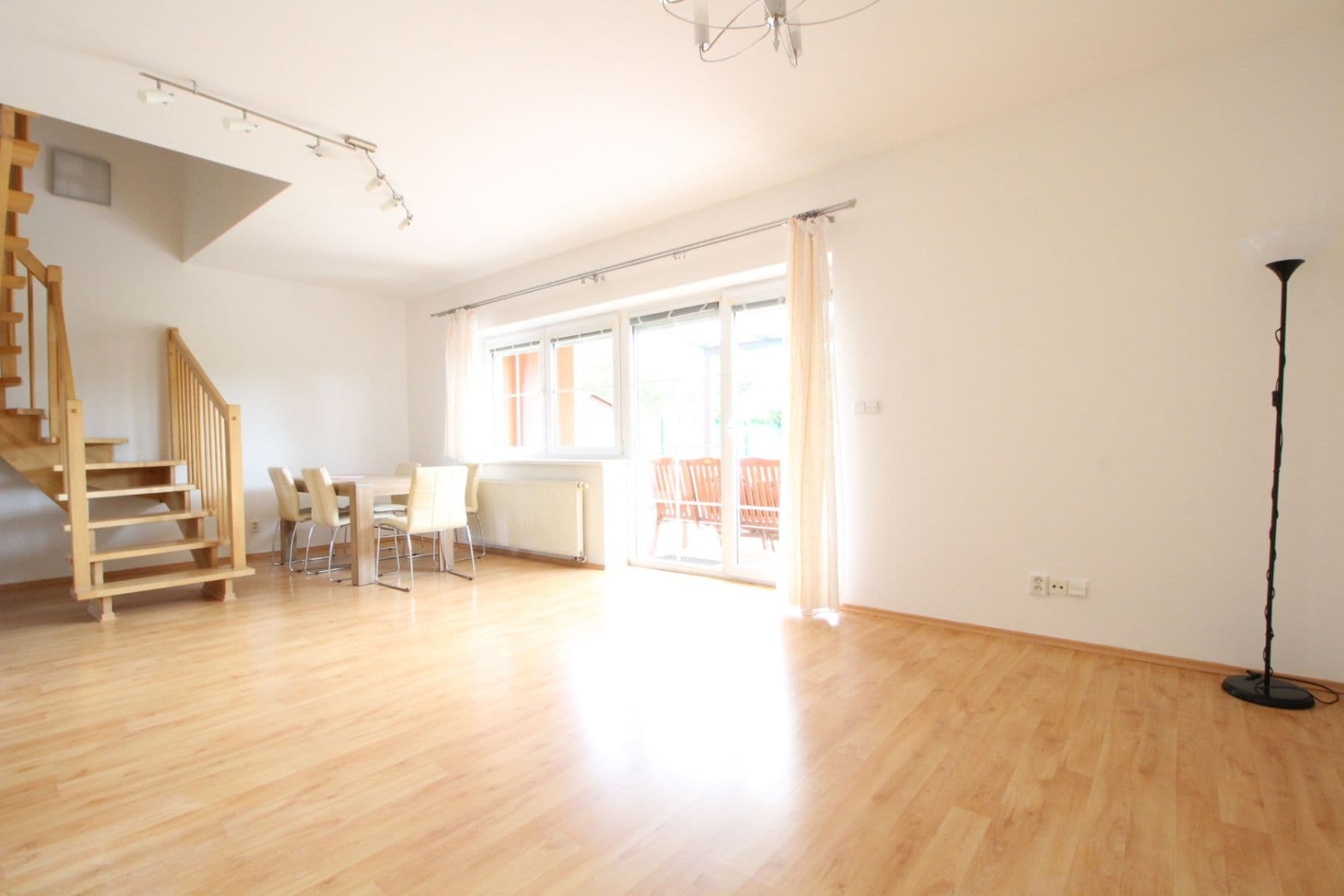 Pronájem domu 97 m², pozemek 59 m², Martinská, Kolín, Středočeský kraj Pronájem domu 97 m², pozemek 59 m², Martinská, Kolín, Středočeský kraj