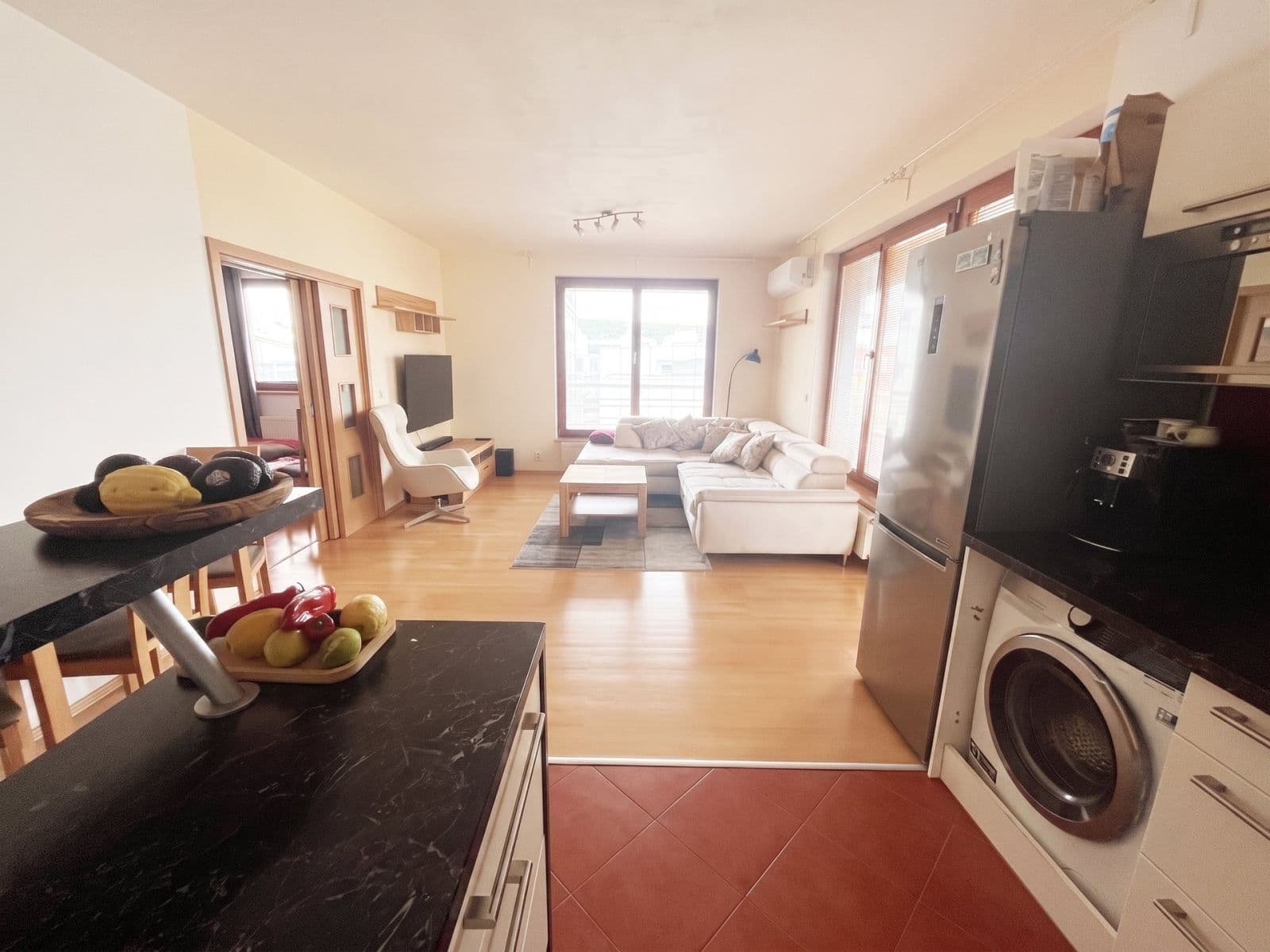 Pronájem bytu 2+kk 62 m², Jana Přibíka, Praha, Praha Pronájem bytu 2+kk 62 m², Jana Přibíka, Praha, Praha