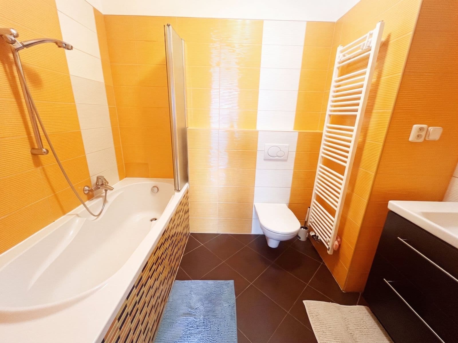 Pronájem bytu 2+kk 62 m², Jana Přibíka, Praha, Praha Pronájem bytu 2+kk 62 m², Jana Přibíka, Praha, Praha