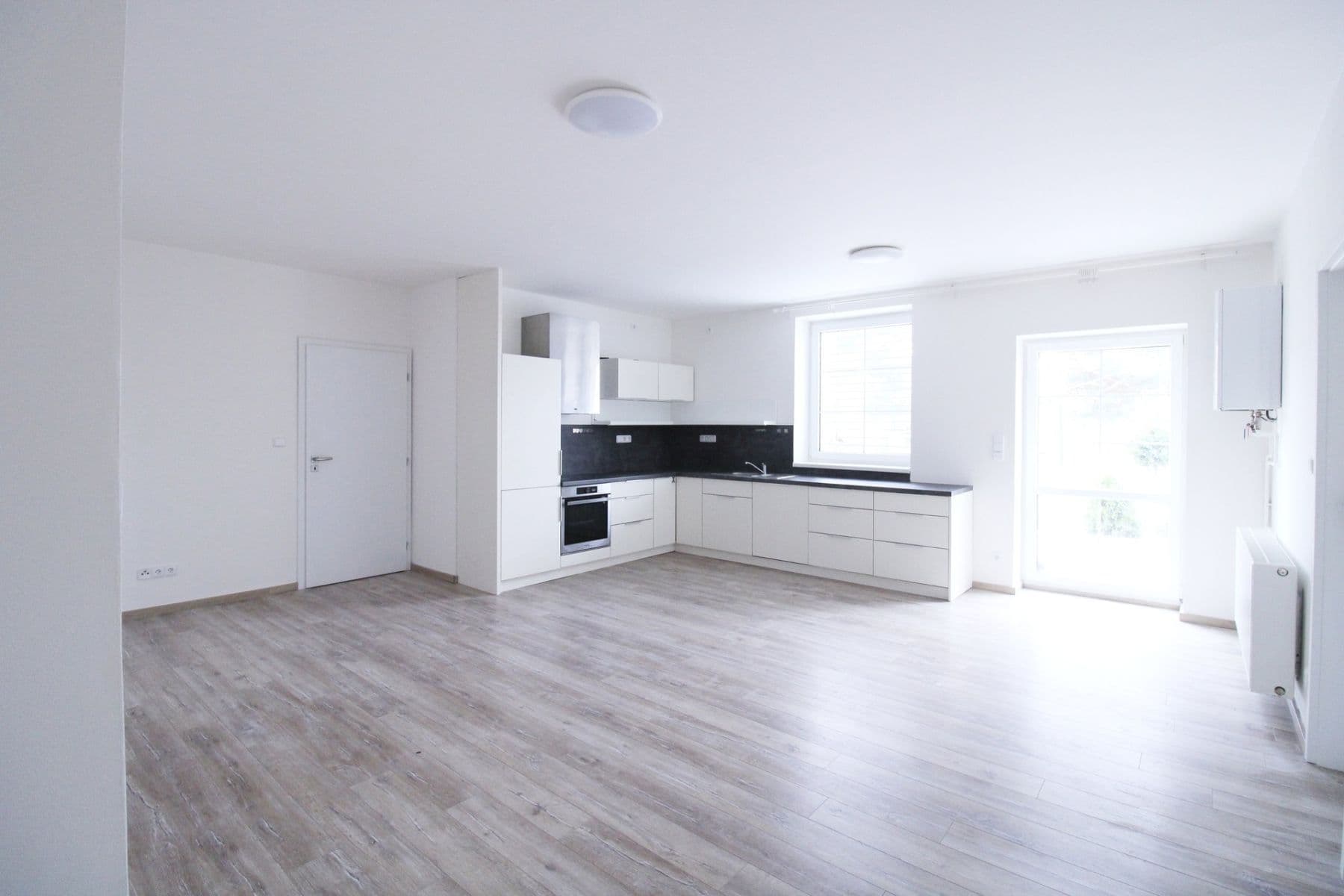 Pronájem bytu 3+kk 88 m², Branov, Středočeský kraj Pronájem bytu 3+kk 88 m², Branov, Středočeský kraj
