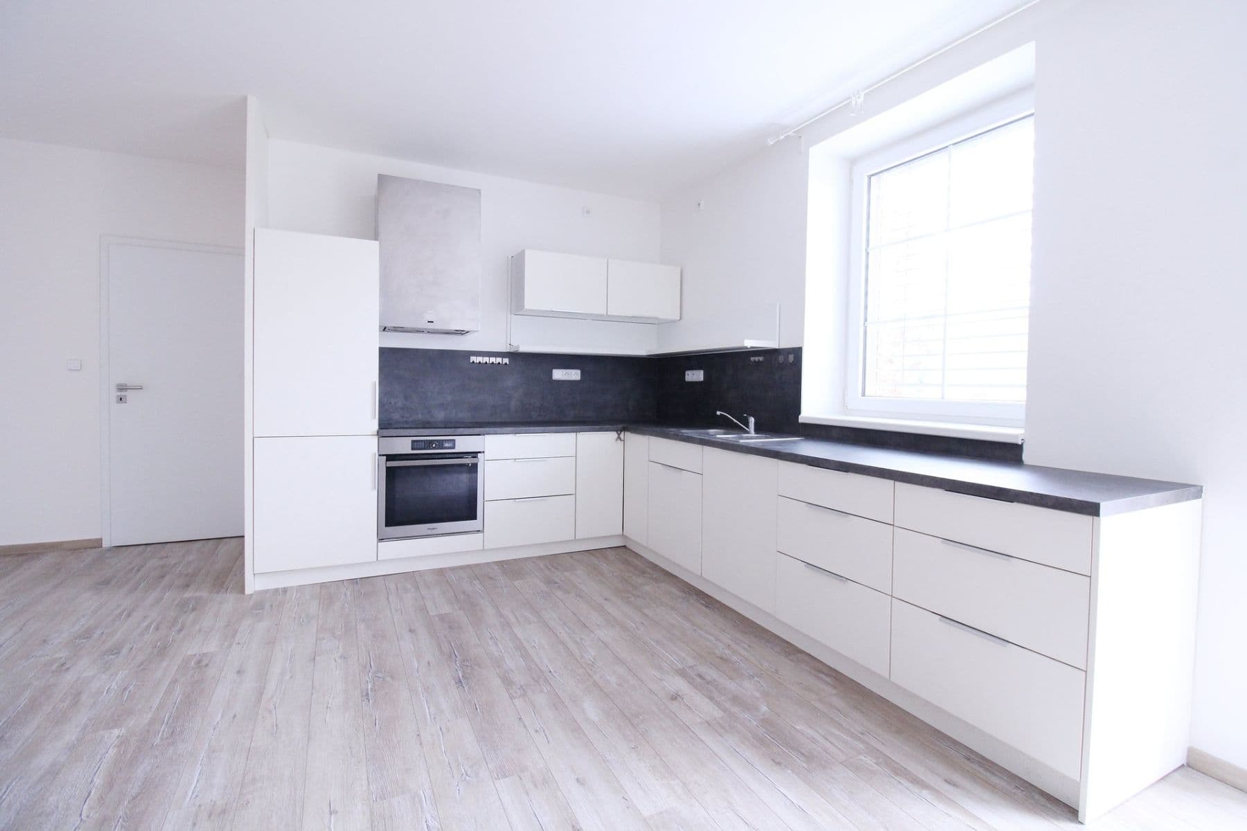 Pronájem bytu 3+kk 88 m², Branov, Středočeský kraj Pronájem bytu 3+kk 88 m², Branov, Středočeský kraj