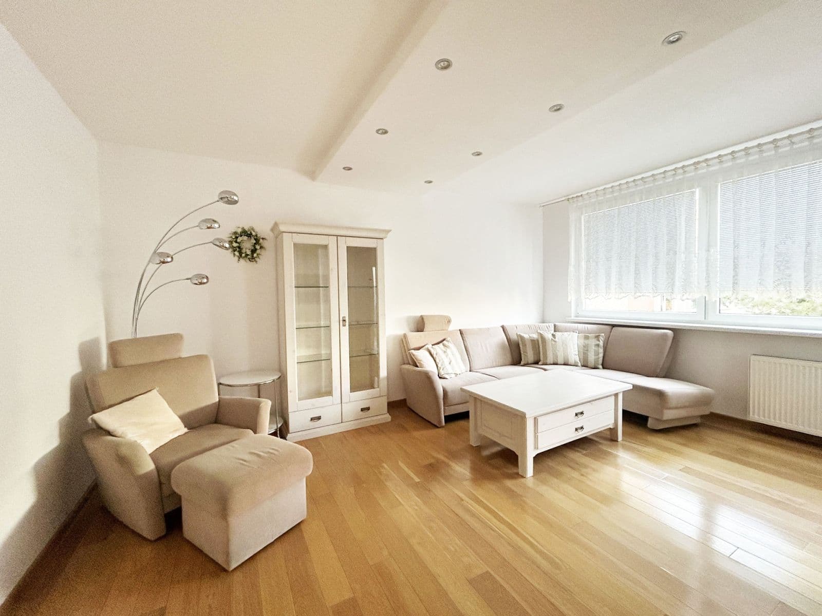 Pronájem bytu 3+1 69 m², Machatého, Praha, Praha Pronájem bytu 3+1 69 m², Machatého, Praha, Praha