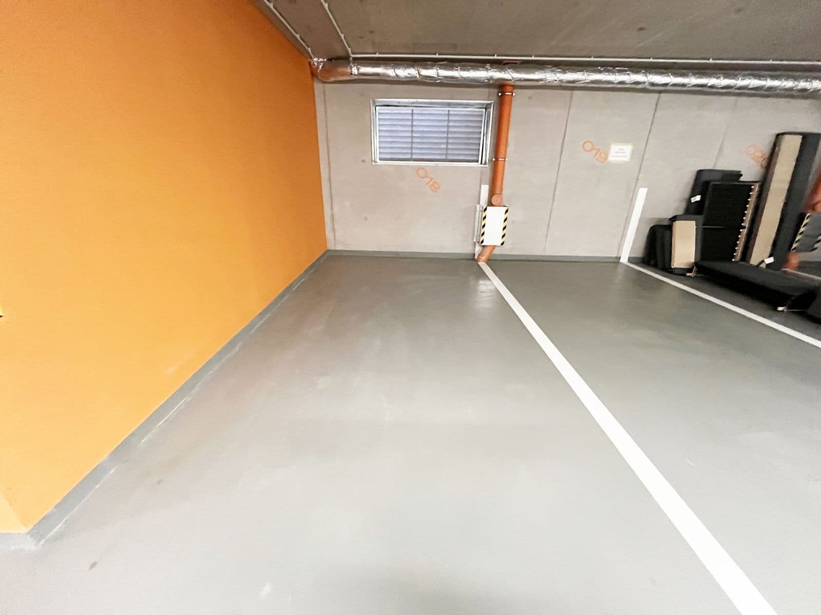 Pronájem bytu 1+kk 39 m², U Komína, Praha, Praha Pronájem bytu 1+kk 39 m², U Komína, Praha, Praha