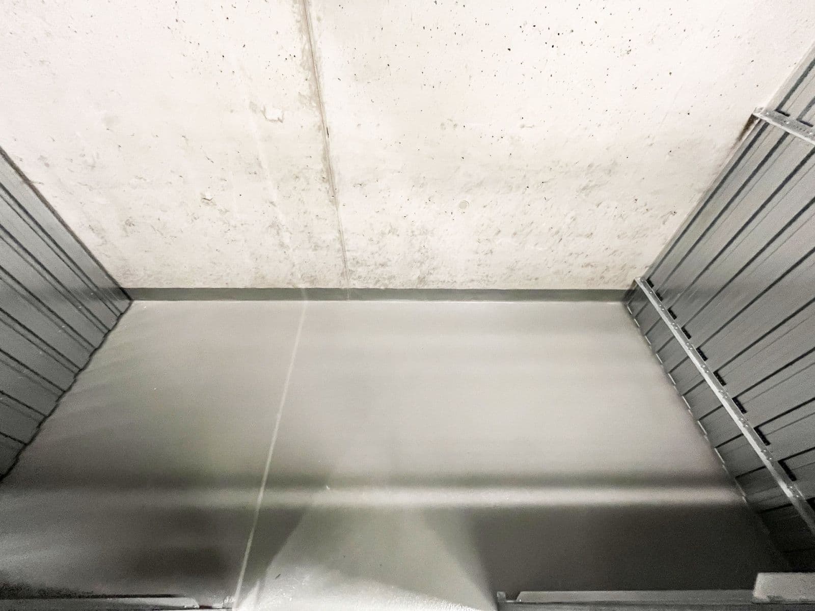 Pronájem bytu 1+kk 39 m², U Komína, Praha, Praha Pronájem bytu 1+kk 39 m², U Komína, Praha, Praha