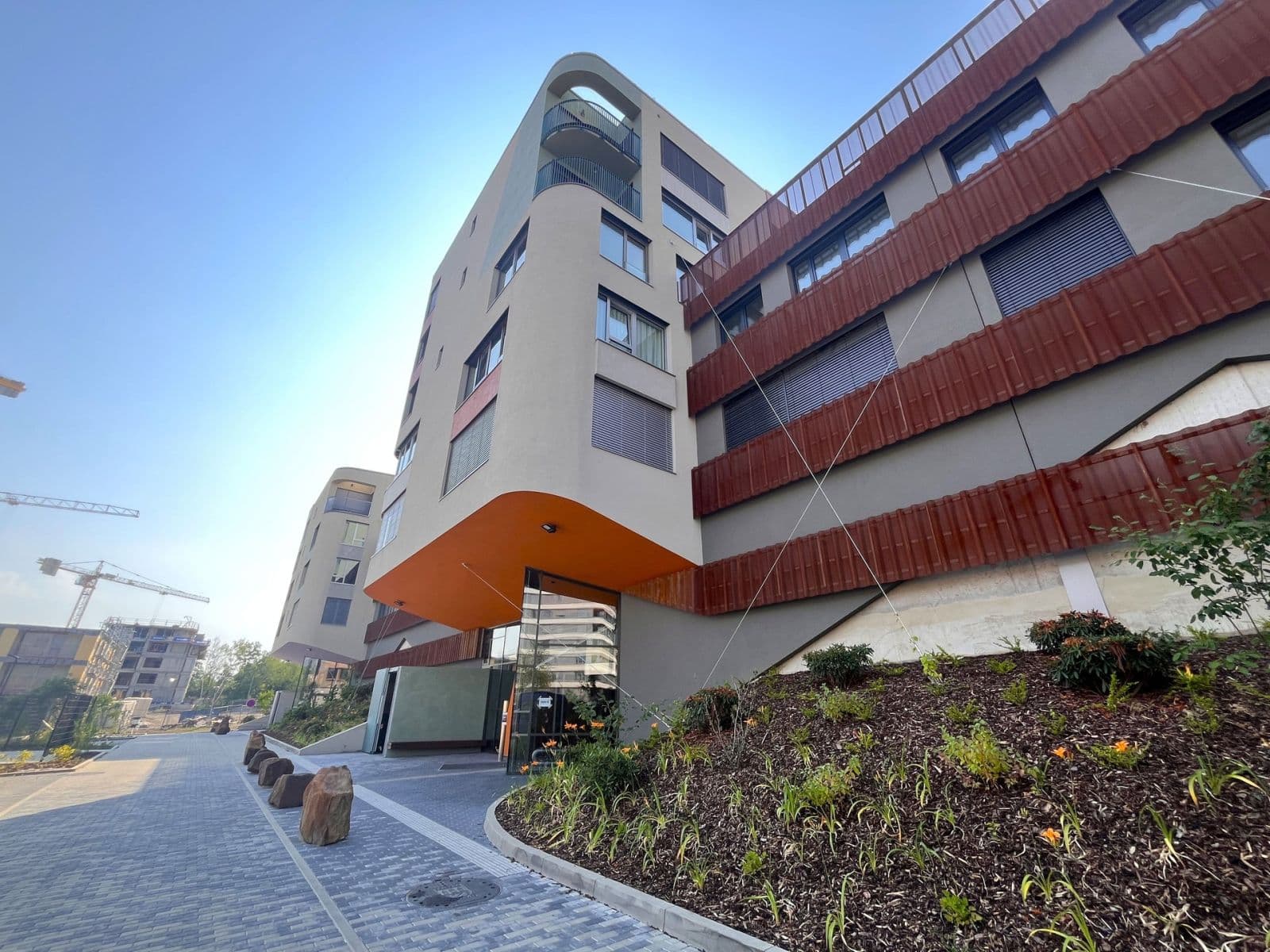 Pronájem bytu 1+kk 39 m², U Komína, Praha, Praha Pronájem bytu 1+kk 39 m², U Komína, Praha, Praha