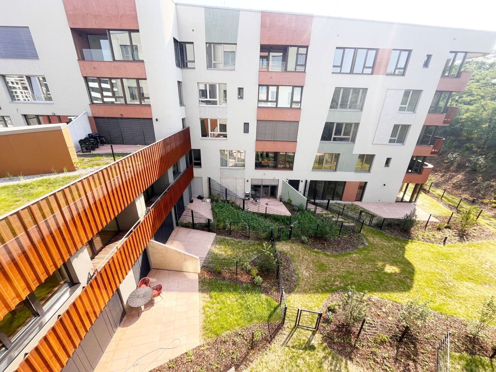 Pronájem bytu 1+kk 37 m², U Komína, Praha, Praha Pronájem bytu 1+kk 37 m², U Komína, Praha, Praha