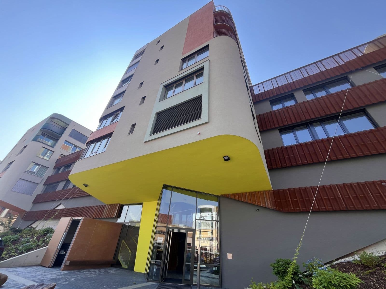 Pronájem bytu 1+kk 37 m², U Komína, Praha, Praha Pronájem bytu 1+kk 37 m², U Komína, Praha, Praha