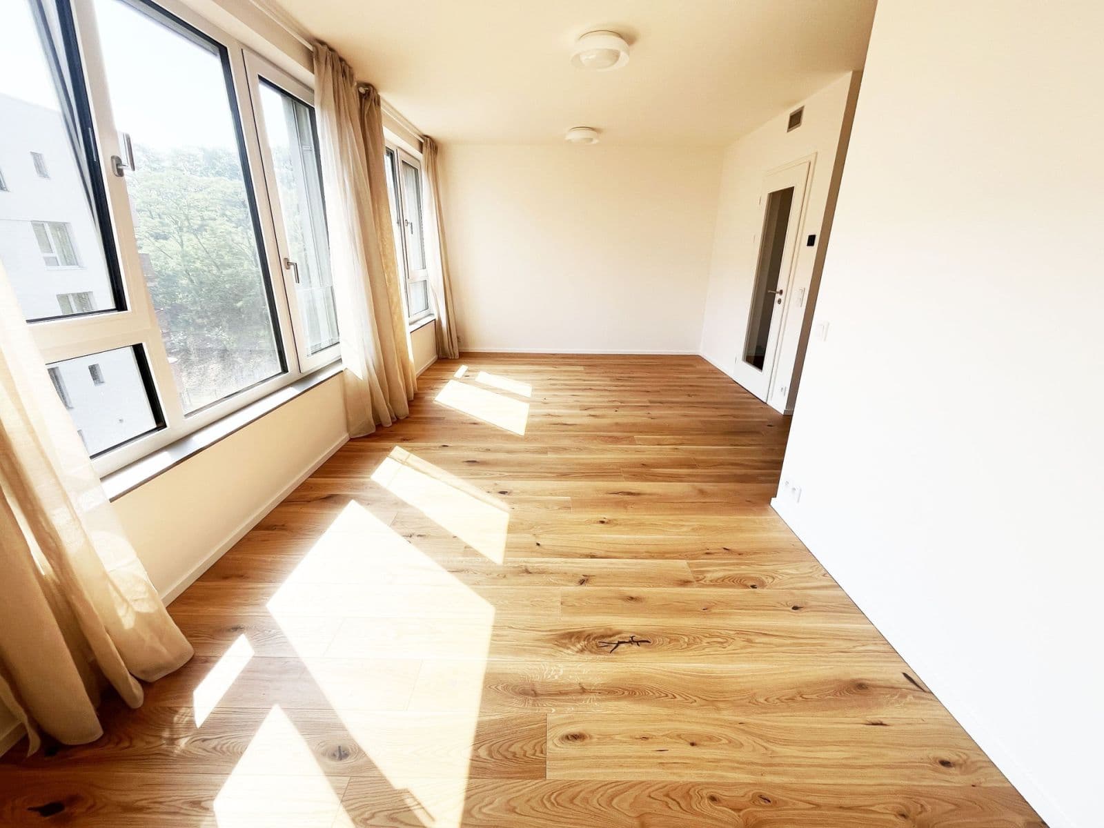 Pronájem bytu 1+kk 37 m², U Komína, Praha, Praha Pronájem bytu 1+kk 37 m², U Komína, Praha, Praha