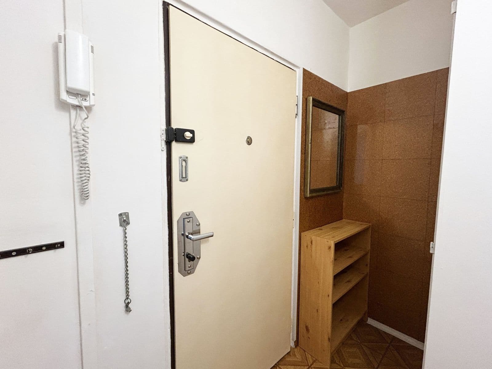 Pronájem bytu 1+1 27 m², Varnsdorfská, Praha, Praha Pronájem bytu 1+1 27 m², Varnsdorfská, Praha, Praha