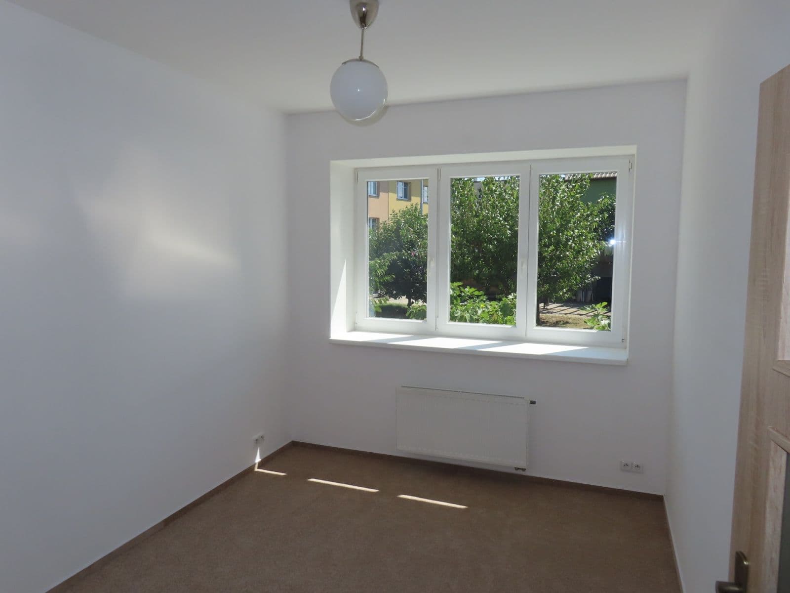 Pronájem bytu 3+kk 58 m², Vlnitá, Praha, Praha Pronájem bytu 3+kk 58 m², Vlnitá, Praha, Praha