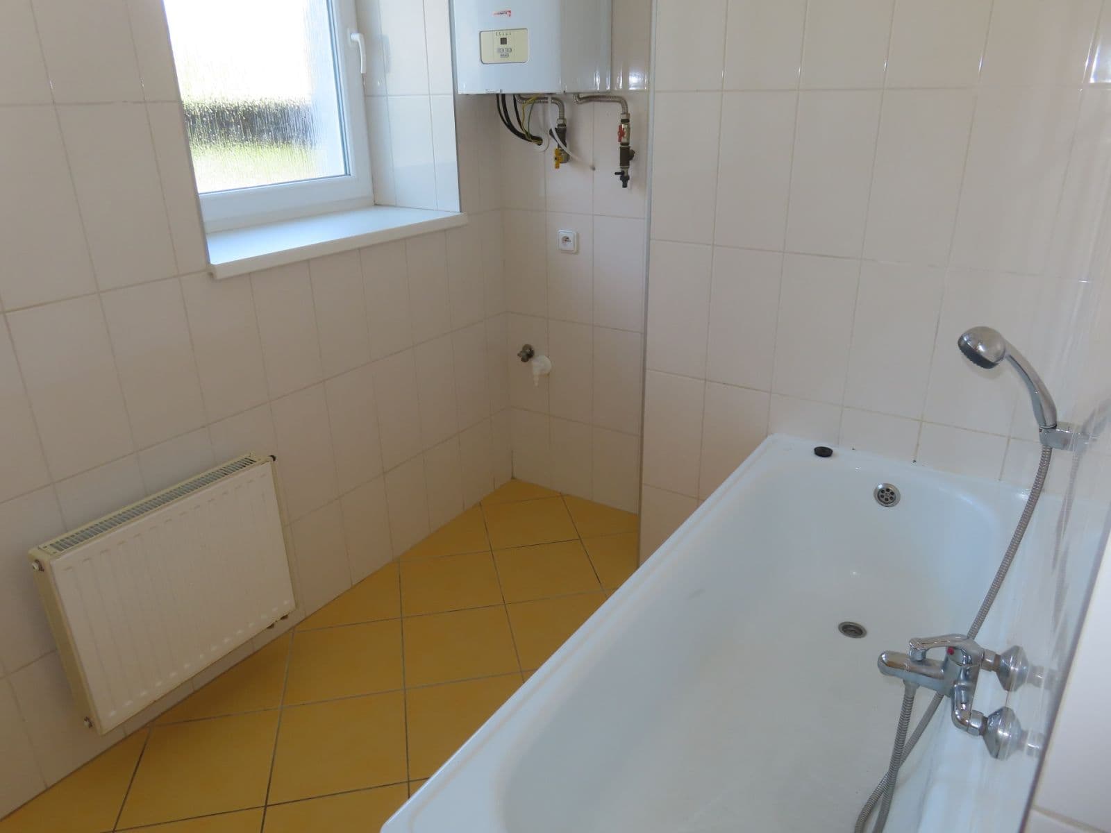 Pronájem bytu 3+kk 58 m², Vlnitá, Praha, Praha Pronájem bytu 3+kk 58 m², Vlnitá, Praha, Praha