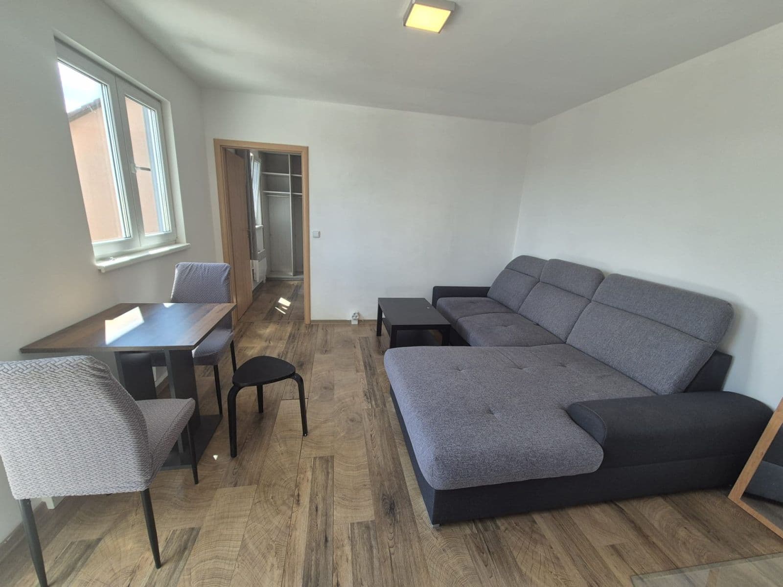 Pronájem bytu 2+kk 45 m², Na Vyhlídce, Moravany, Jihomoravský kraj Pronájem bytu 2+kk 45 m², Na Vyhlídce, Moravany, Jihomoravský kraj