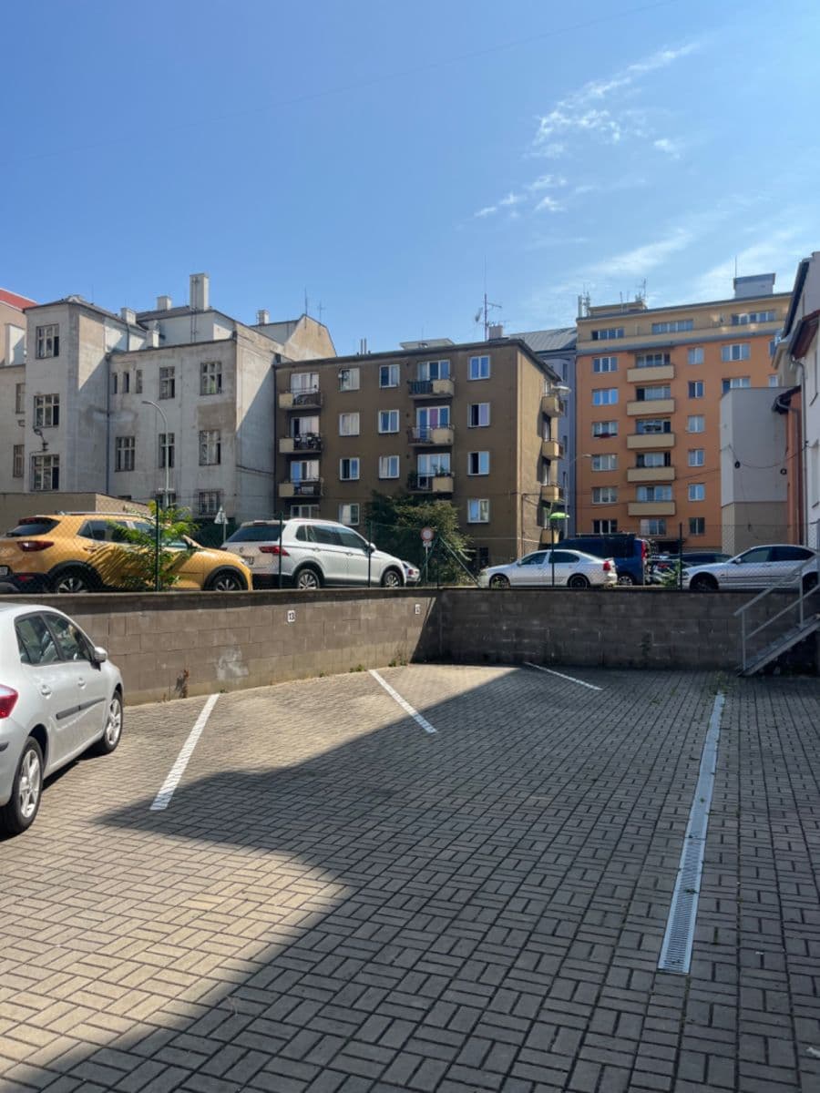 Pronájem bytu 3+kk 94 m², Horova, Ústí nad Labem, Ústecký kraj Pronájem bytu 3+kk 94 m², Horova, Ústí nad Labem, Ústecký kraj