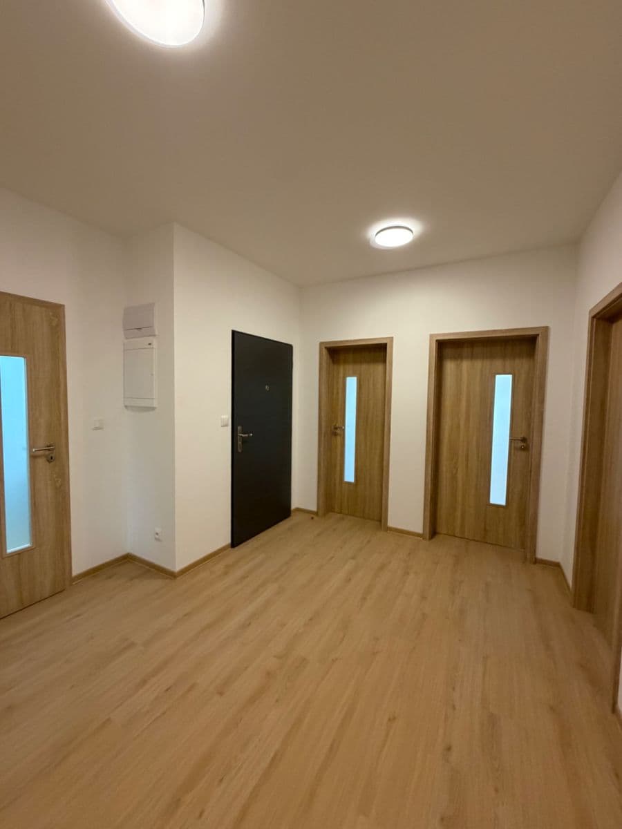 Pronájem bytu 3+kk 94 m², Horova, Ústí nad Labem, Ústecký kraj Pronájem bytu 3+kk 94 m², Horova, Ústí nad Labem, Ústecký kraj