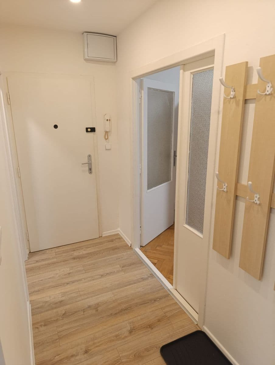 Pronájem bytu 1+1 36 m², Vondrákova, Brno, Jihomoravský kraj Pronájem bytu 1+1 36 m², Vondrákova, Brno, Jihomoravský kraj