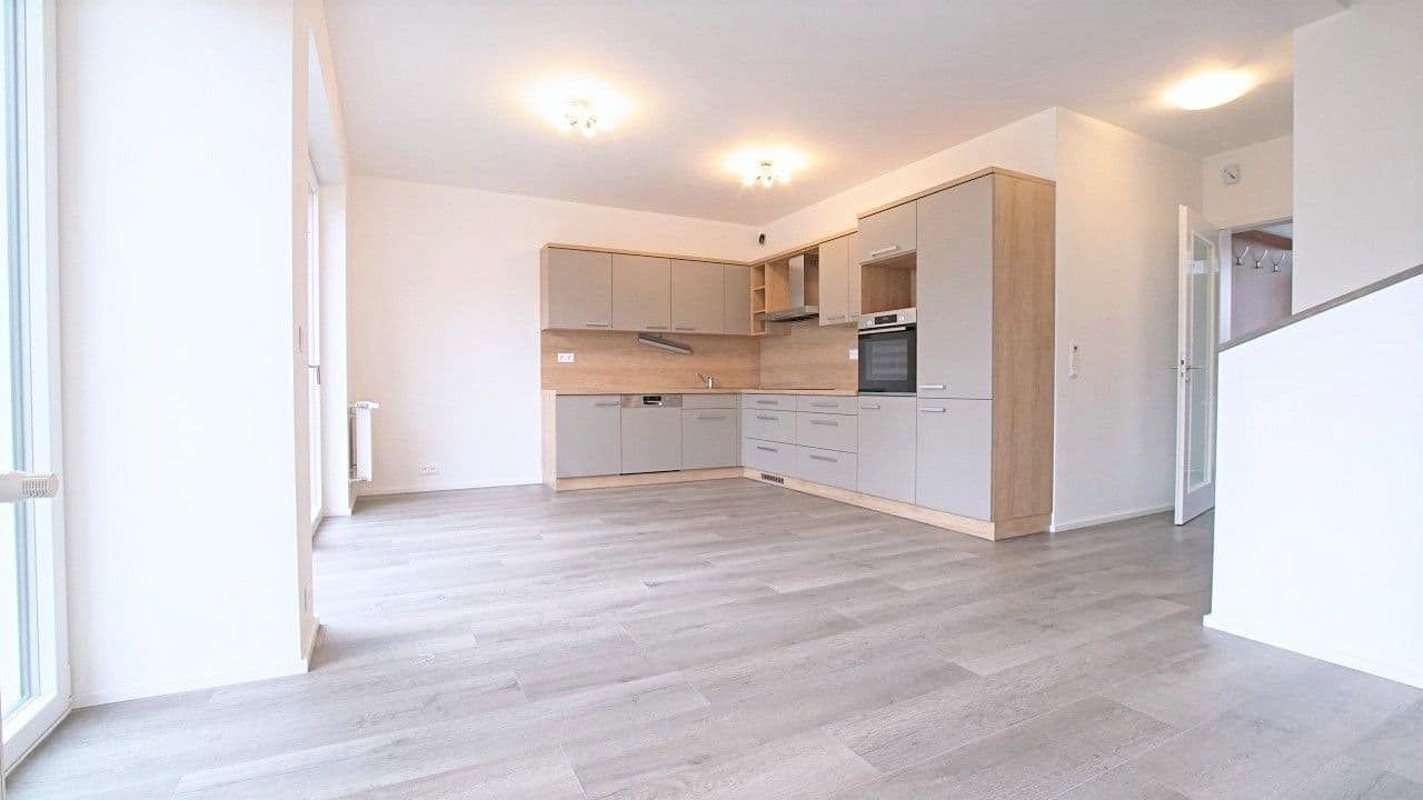 Prodej domu 127 m², pozemek 178 m², Zámecká, Vysoký Újezd, Středočeský kraj Prodej domu 127 m², pozemek 178 m², Zámecká, Vysoký Újezd, Středočeský kraj