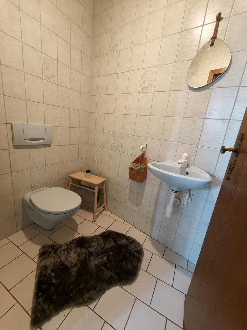 Prodej domu 259 m², pozemek 718 m², Euskirchenerstr. 33, Nettersheim, Severní Porýní-Vestfálsko Prodej domu 259 m², pozemek 718 m², Euskirchenerstr. 33, Nettersheim, Severní Porýní-Vestfálsko