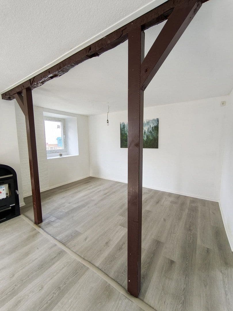 Prodej domu 259 m², pozemek 718 m², Euskirchenerstr. 33, Nettersheim, Severní Porýní-Vestfálsko Prodej domu 259 m², pozemek 718 m², Euskirchenerstr. 33, Nettersheim, Severní Porýní-Vestfálsko