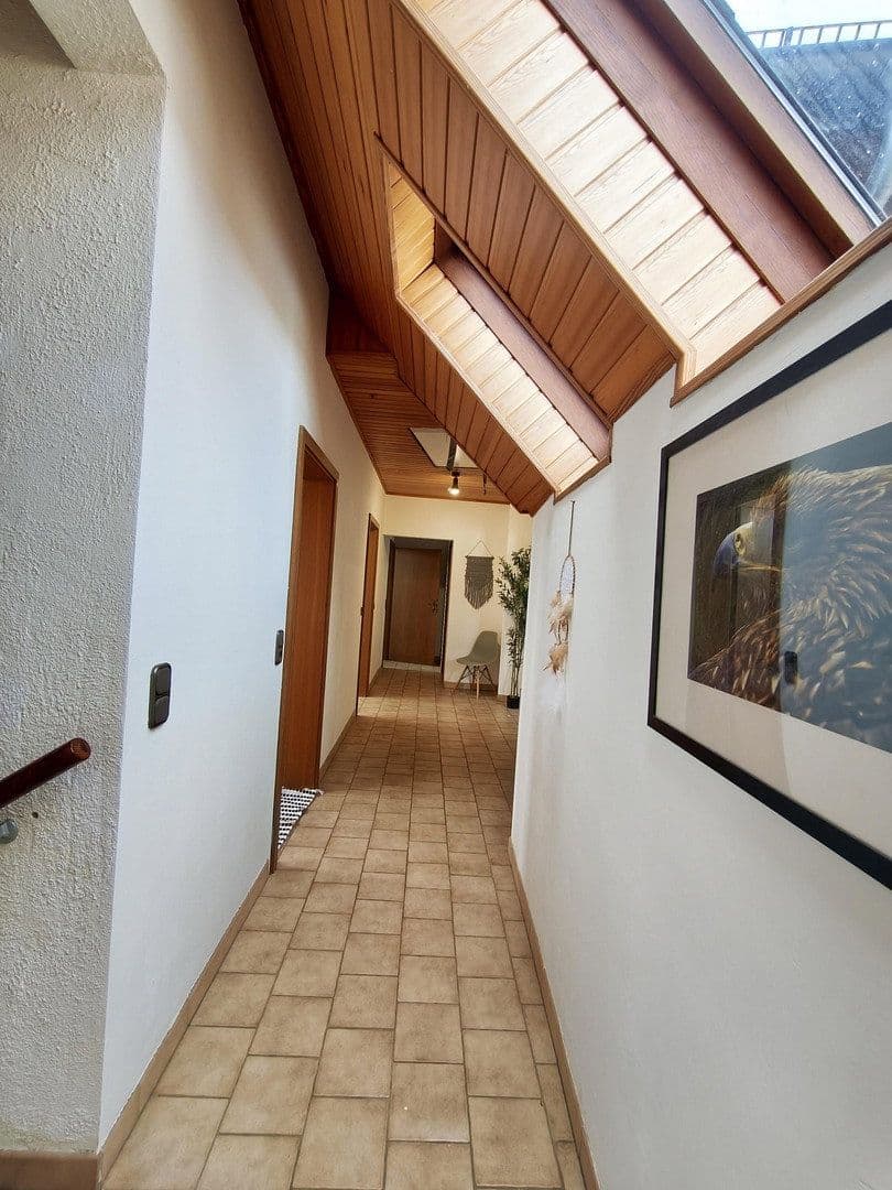 Prodej domu 259 m², pozemek 718 m², Euskirchenerstr. 33, Nettersheim, Severní Porýní-Vestfálsko Prodej domu 259 m², pozemek 718 m², Euskirchenerstr. 33, Nettersheim, Severní Porýní-Vestfálsko