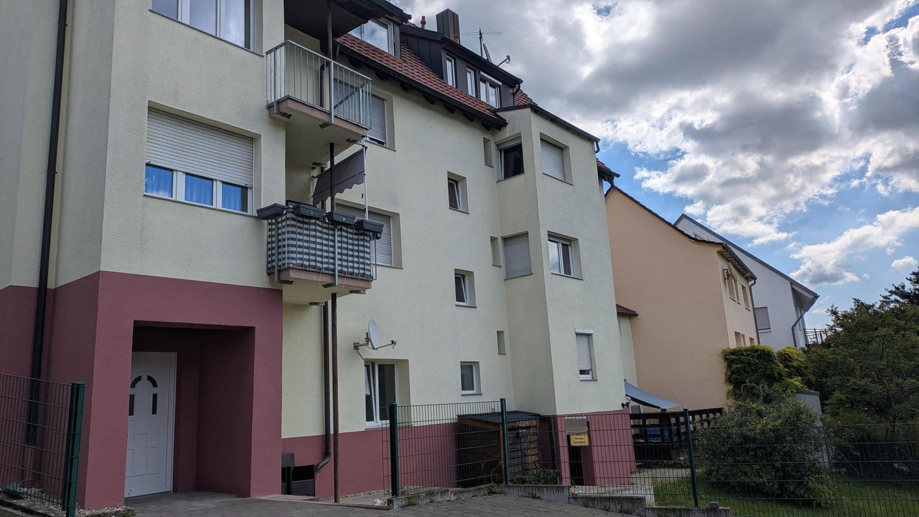 Pronájem bytu 2+1 52 m², Rohrackerstraße 317, Stuttgart, Bádensko-Württembersko Pronájem bytu 2+1 52 m², Rohrackerstraße 317, Stuttgart, Bádensko-Württembersko