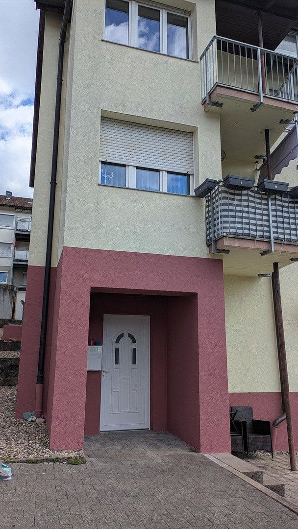Pronájem bytu 2+1 52 m², Rohrackerstraße 317, Stuttgart, Bádensko-Württembersko Pronájem bytu 2+1 52 m², Rohrackerstraße 317, Stuttgart, Bádensko-Württembersko