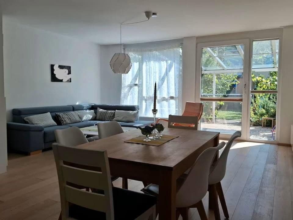 Prodej domu 154 m², pozemek 182 m², Bremen, Bremen Prodej domu 154 m², pozemek 182 m², Bremen, Bremen