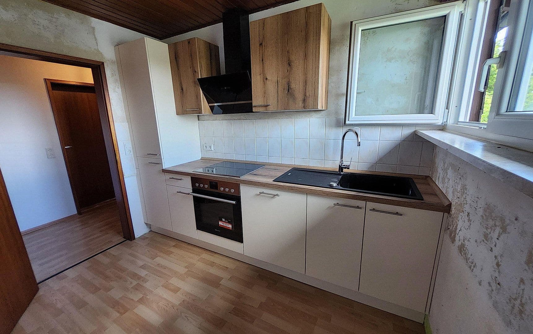 Pronájem bytu 3+1 67 m², Rheinböllen, Porýní-Falc Pronájem bytu 3+1 67 m², Rheinböllen, Porýní-Falc