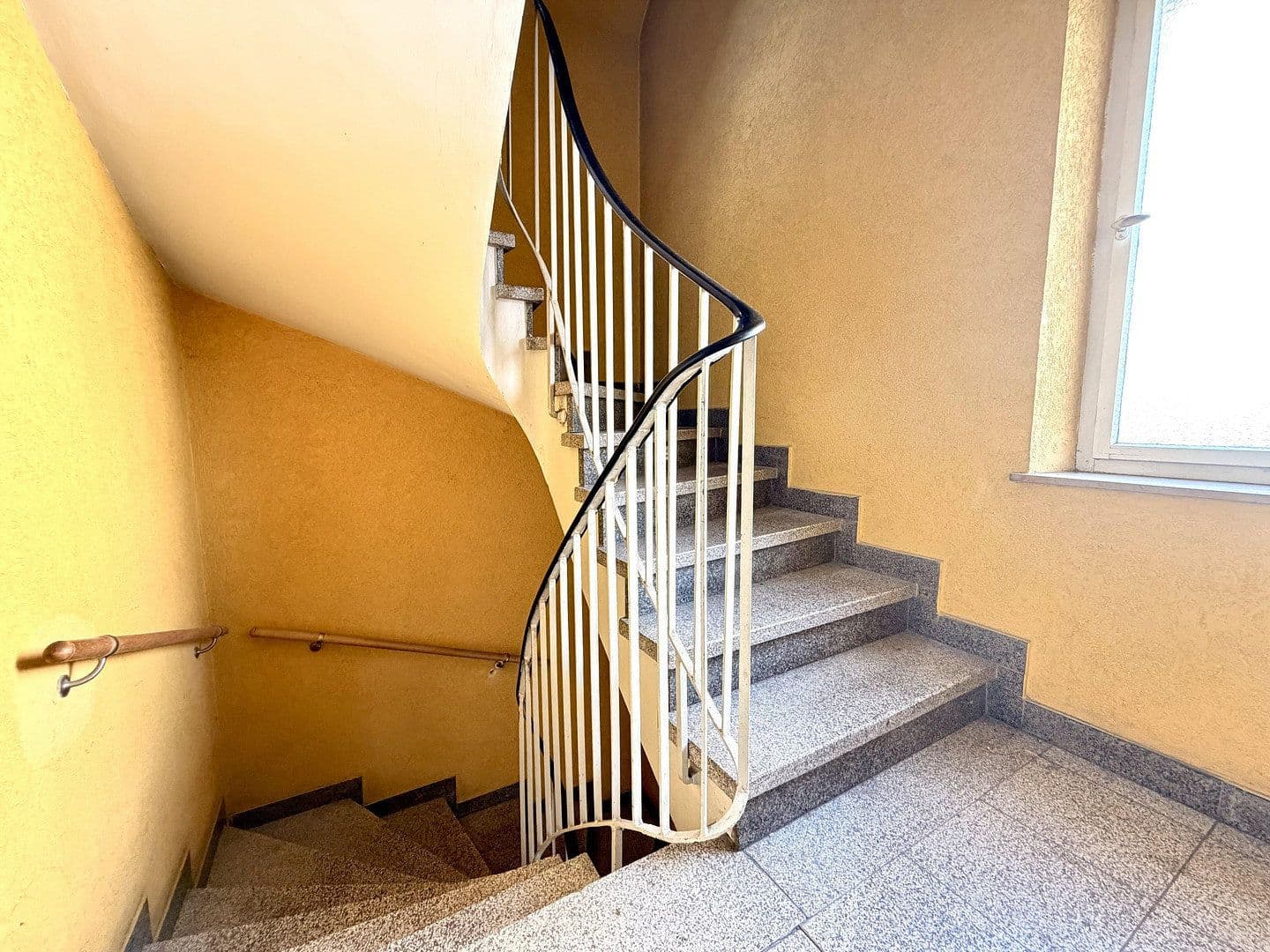 Prodej bytu 4+1 101 m², Herzog-Berhnhard-Straße 134, Nürnberg, Bavorsko Prodej bytu 4+1 101 m², Herzog-Berhnhard-Straße 134, Nürnberg, Bavorsko