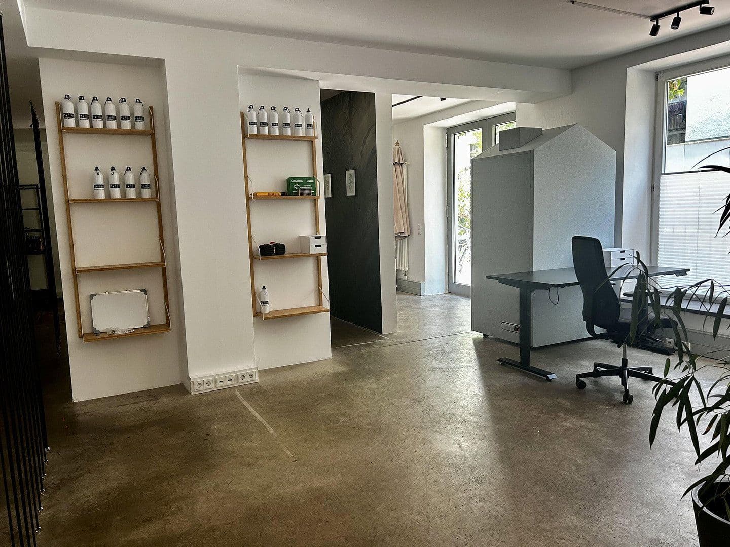 Pronájem kanceláře 180 m², Tmblingerstraße 12, München, Bavorsko Pronájem kanceláře 180 m², Tmblingerstraße 12, München, Bavorsko