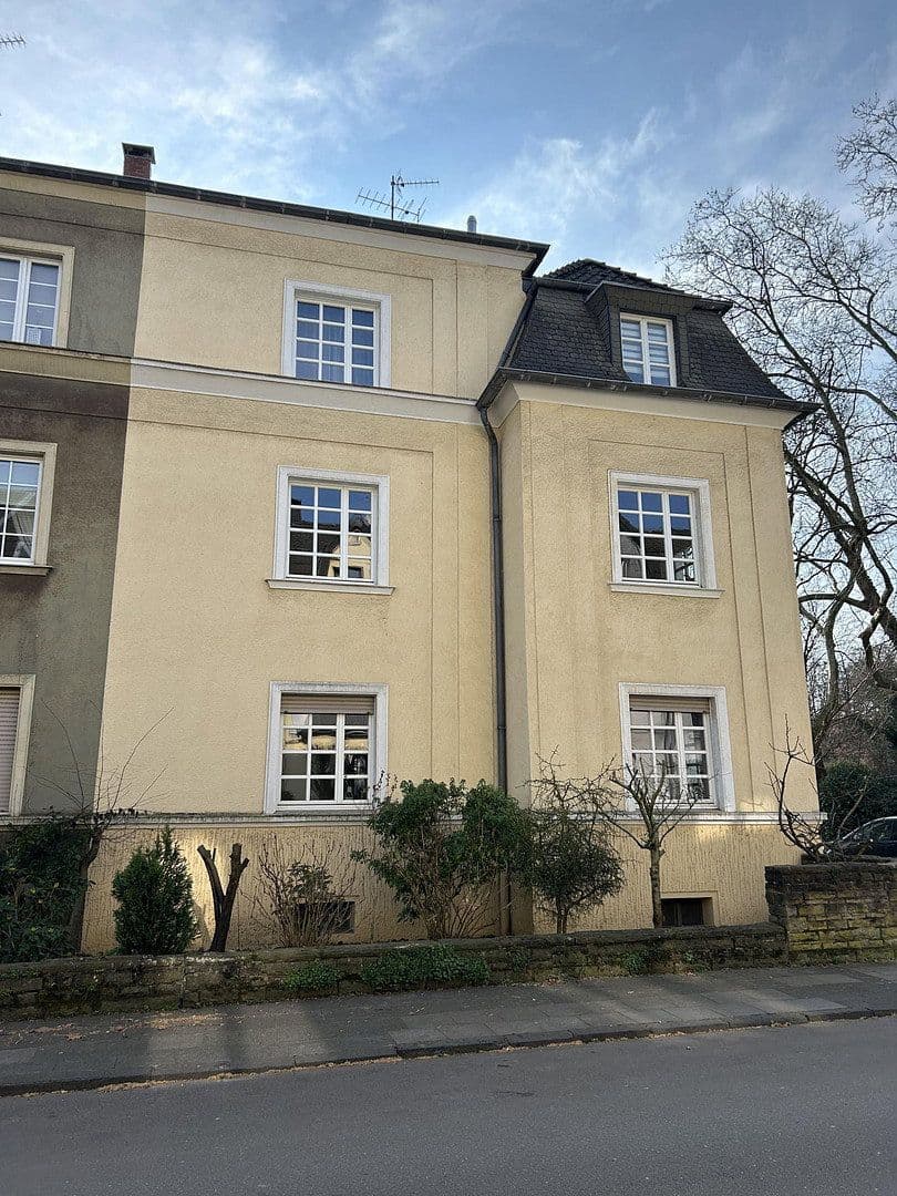 Pronájem bytu 4+1 100 m², Duisburg Alt-Hamborn, Severní Porýní-Vestfálsko Pronájem bytu 4+1 100 m², Duisburg Alt-Hamborn, Severní Porýní-Vestfálsko
