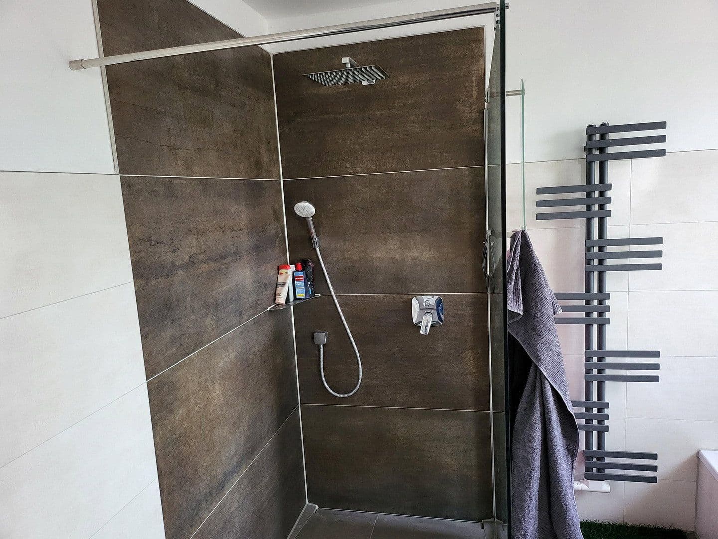 Pronájem bytu 4+kk 200 m², Waldenburger Straße 87, Glauchau, Sasko Pronájem bytu 4+kk 200 m², Waldenburger Straße 87, Glauchau, Sasko